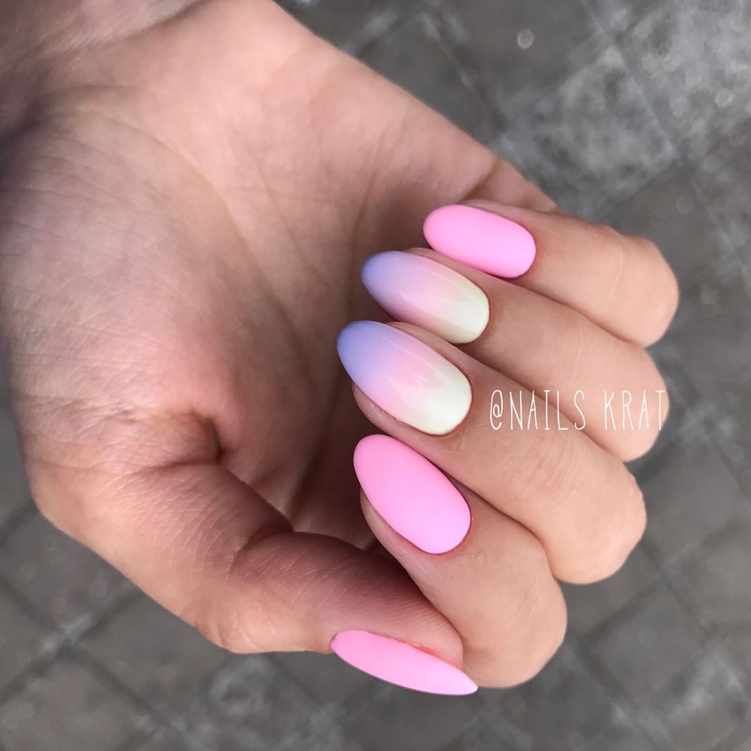 The Best 12 Ombre Nail Art - French fades, unicorn and more - Gazzed